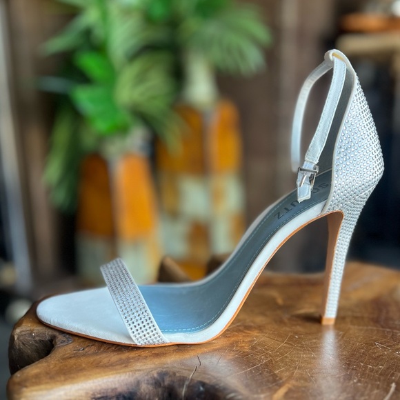 White rhinestones elegant simple occasion heels - Picture 1 of 11